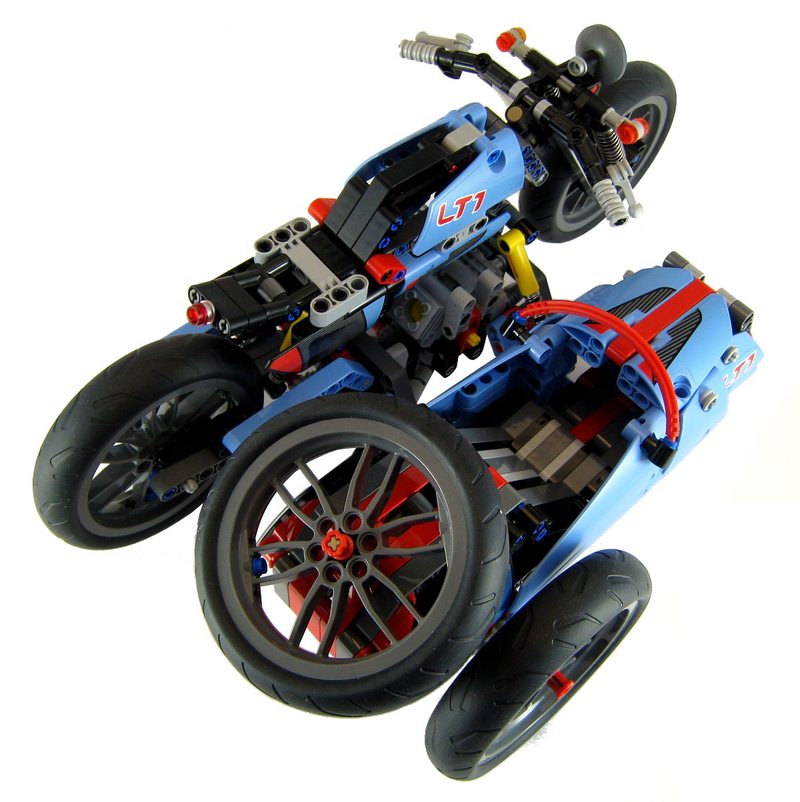 Illustration for article titled This Lego is ready for the Isle of Man sidecar race